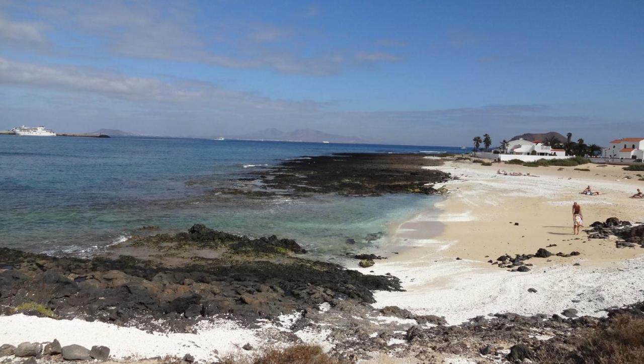 Villa La Maja Beachfront Corralejo Exterior photo